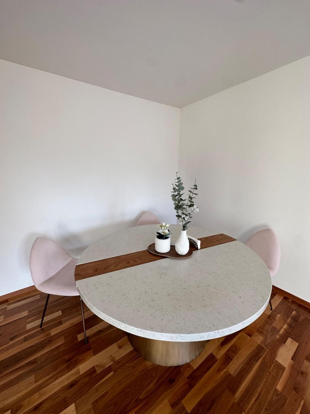 Bright & Stylish In - Newly Renovated, Center Easy To Reach * Vienna